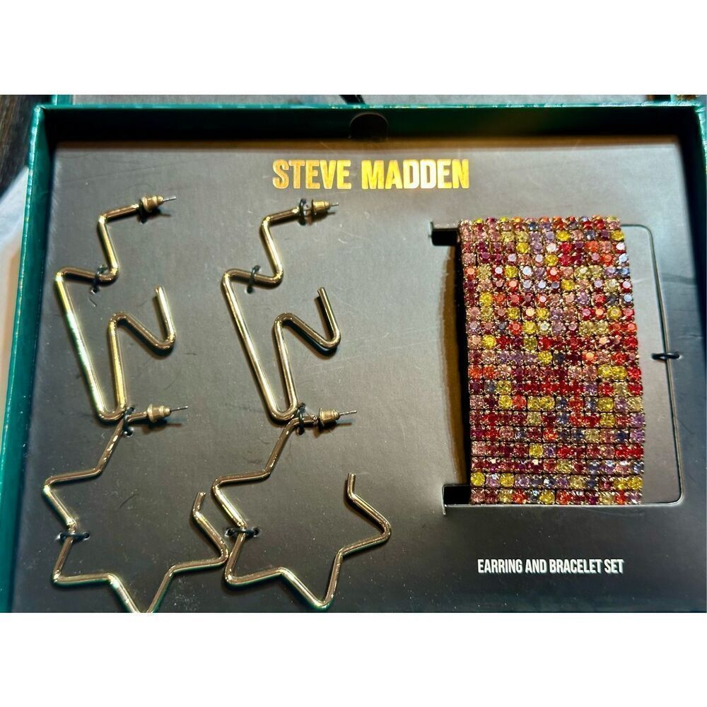 Steve Madden NWT earrings and bracelet gift box set